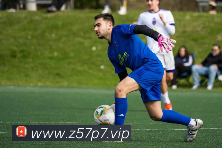 凯恩压哨救主！造点后点球绝平，77场轰80球，再创德甲纪录